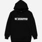 Le sweat à capuche noir de Worshipperlifestyle est un modèle slim en coton biologique, orné du symbole « WORSHIPPER » (O comme Ω) imprimé en gras sur la poitrine. Il est doté d'une poche avant et d'un cordon de serrage au col pour plus de confort et de style.